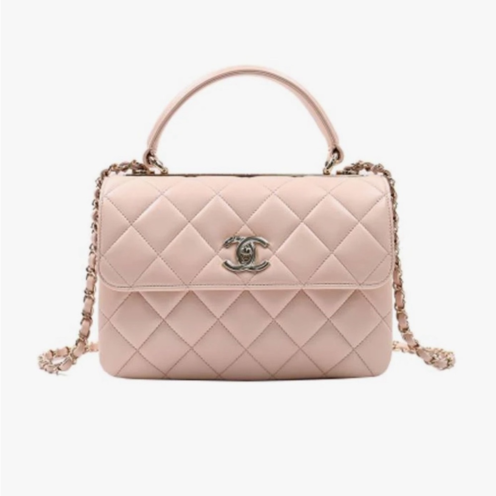 Chanel light pink lamb skin cc trendy - size small
